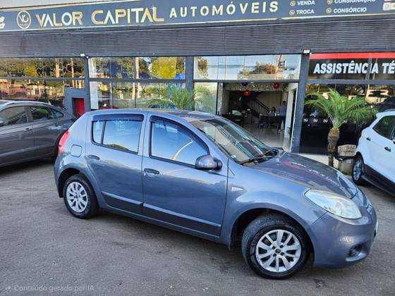 RENAULT SANDERO 1.0 EXPRESSION 16V FLEX 4P MANUAL RENAULT SANDERO 1.0 EXPRESSION 16V FLEX 4P MANUAL
